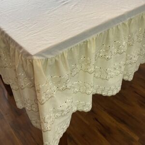 Vintage Embroidered Eyelet Dust Ruffle Bed Skirt King/Cal King Beige 14" Drop